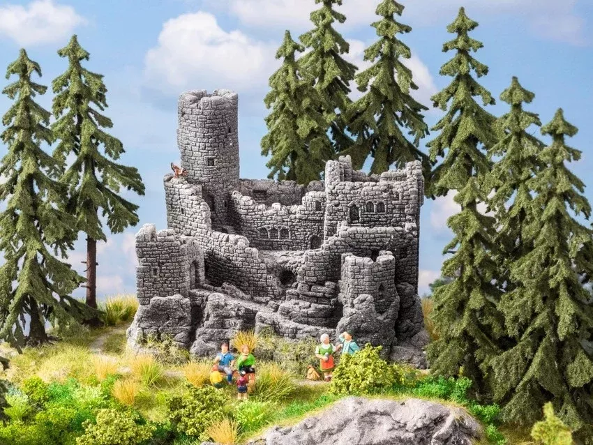 Noch 58609 HO Scale Castle Ruins, 15.5 x 10 x 12 cm