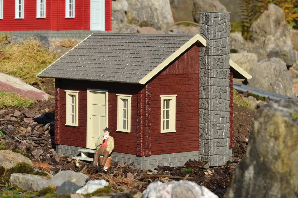 PIKO #62716 River City Tommy's Cabin Built-Up Building (G-Scale)