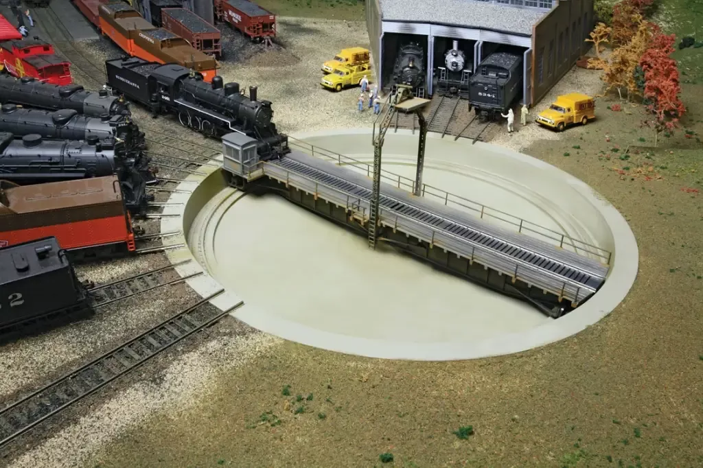 Walthers 933-2860 HO Motorized 90' Turntable -- Kit
