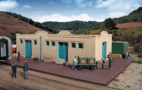Walthers #933-2921 Mission-Style Freight House - kit